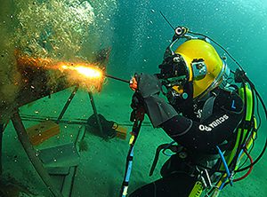 Underwater cutting and welding equipment - Marine Eagle underwater Services